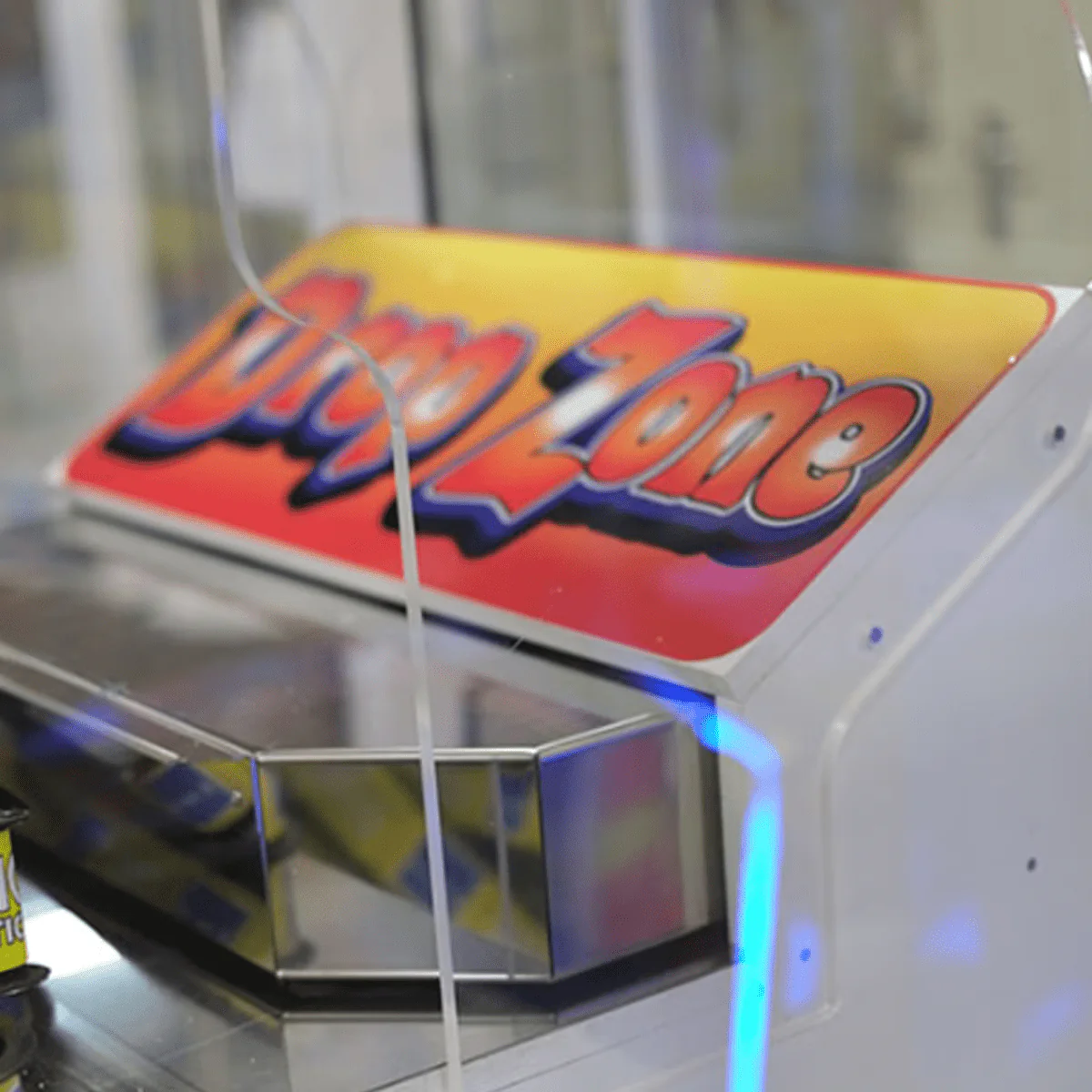 E-Claw Cosmic XL Ticket Shapes Crane Machine - Image 3