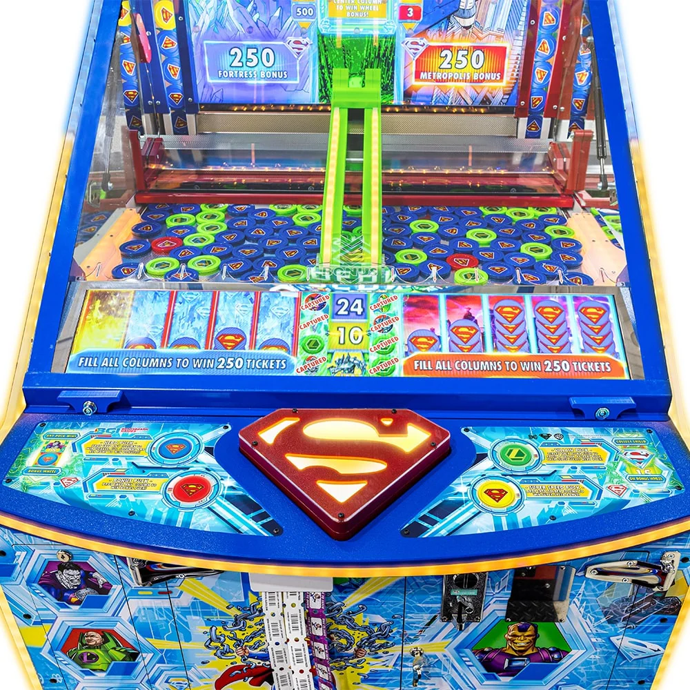 Superman Worlds United Arcade Game - Image 3