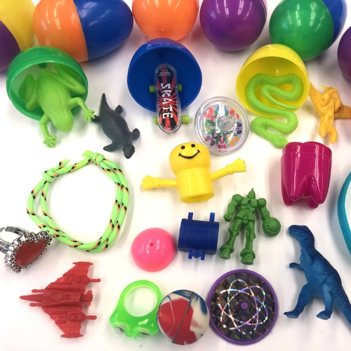 Toy Filled Egg Mix (850ct.)